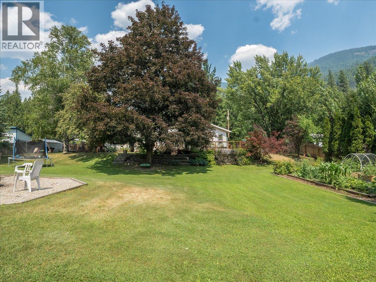 2451 Cunningham Road, Slocan Park, British Columbia  V0G 2E0 - Photo 7 - 10395569