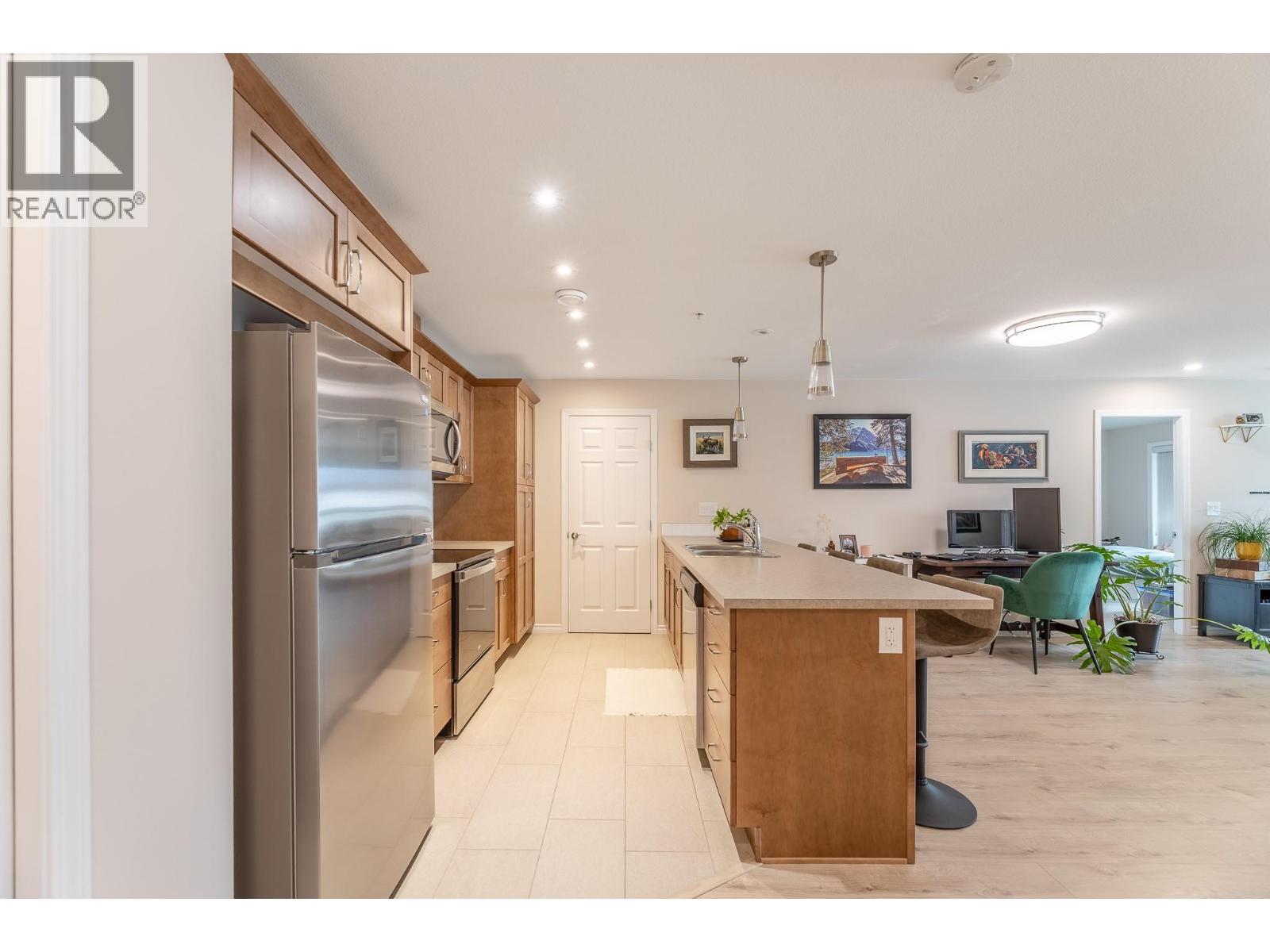 3346 Skaha Lake Road Unit# 304, Penticton, British Columbia  V2A 6G4 - Photo 11 - 10396067
