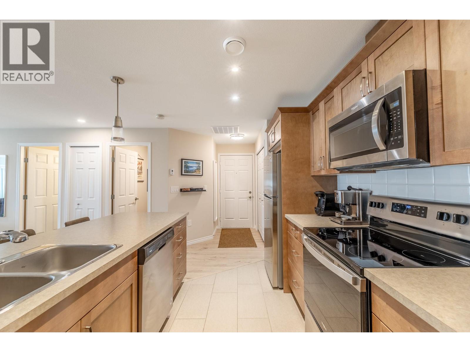 3346 Skaha Lake Road Unit# 304, Penticton, British Columbia  V2A 6G4 - Photo 12 - 10396067