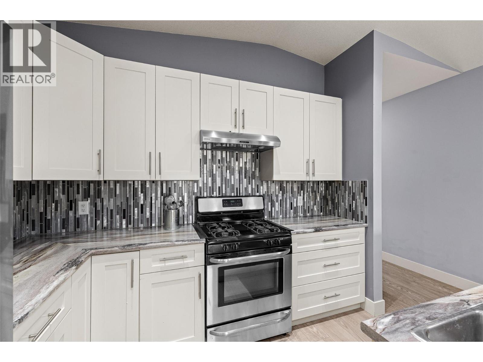 5015 Twinflower Crescent, Kelowna, British Columbia  V1W 5L8 - Photo 11 - 10394779