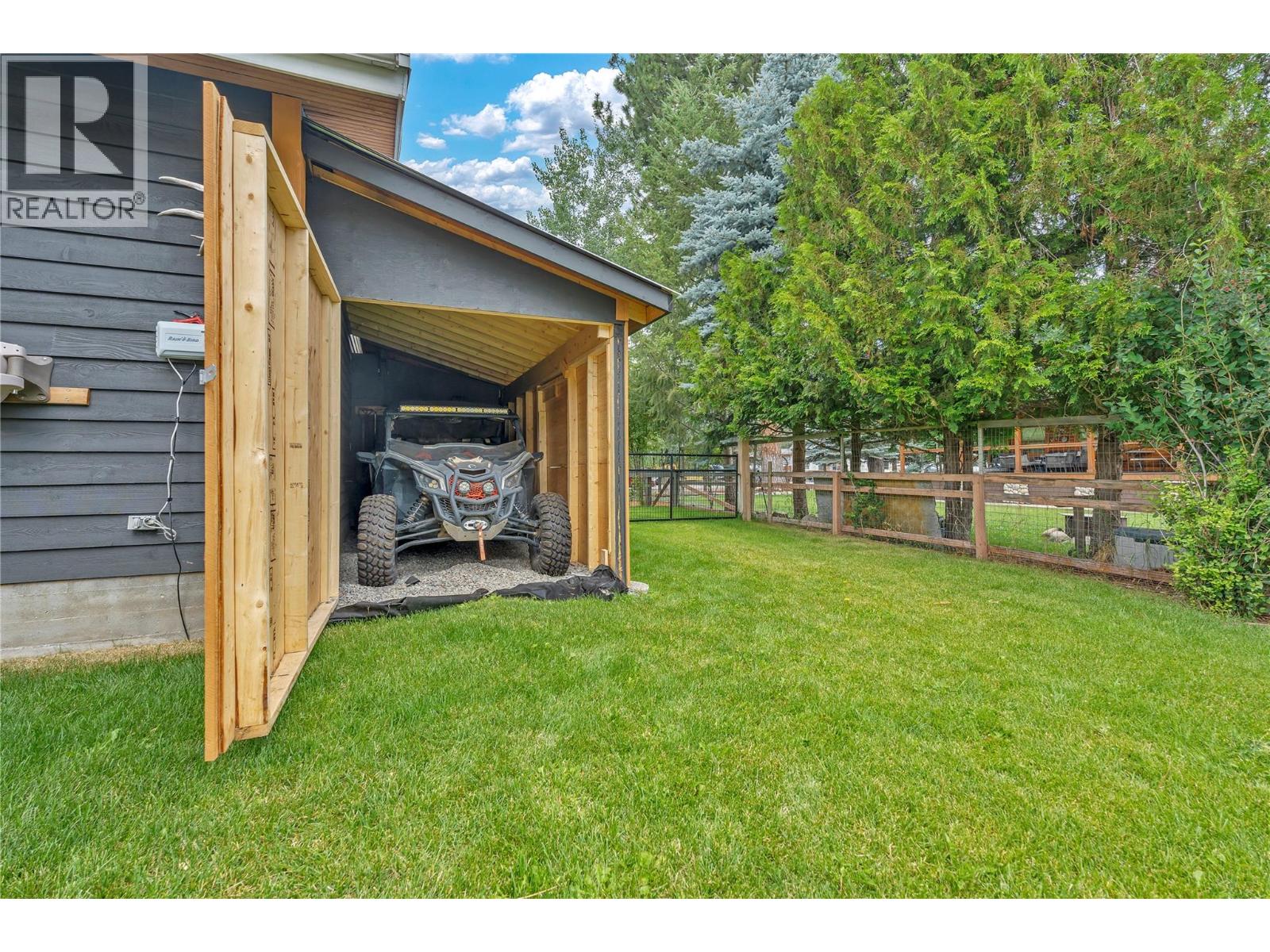 2605 Otter Avenue, Tulameen, British Columbia  V0X 1W0 - Photo 46 - 10396089