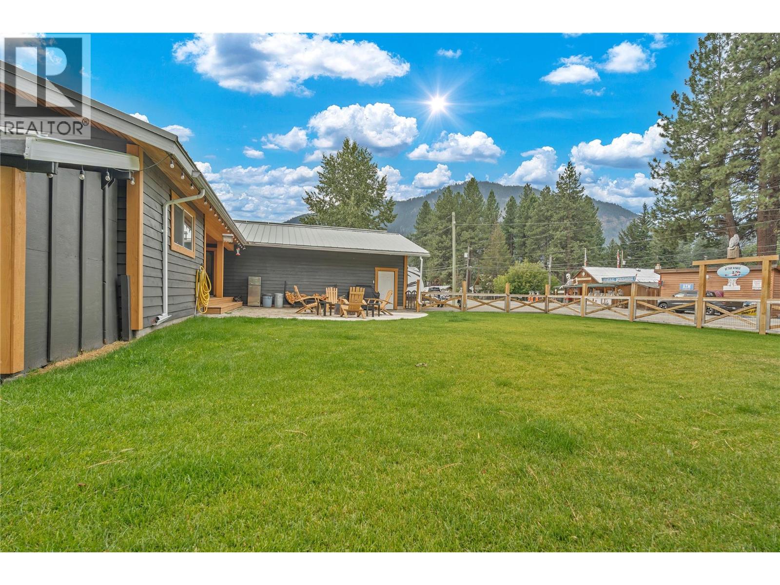 2605 Otter Avenue, Tulameen, British Columbia  V0X 1W0 - Photo 47 - 10396089