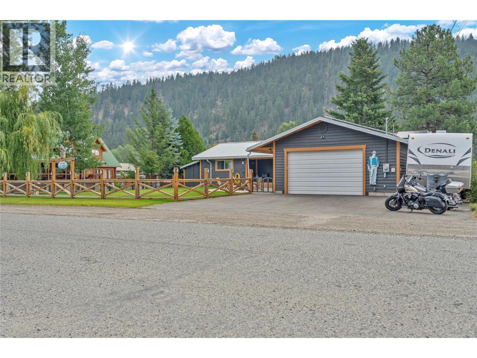 2605 Otter Avenue, Tulameen, British Columbia  V0X 1W0 - Photo 48 - 10396089