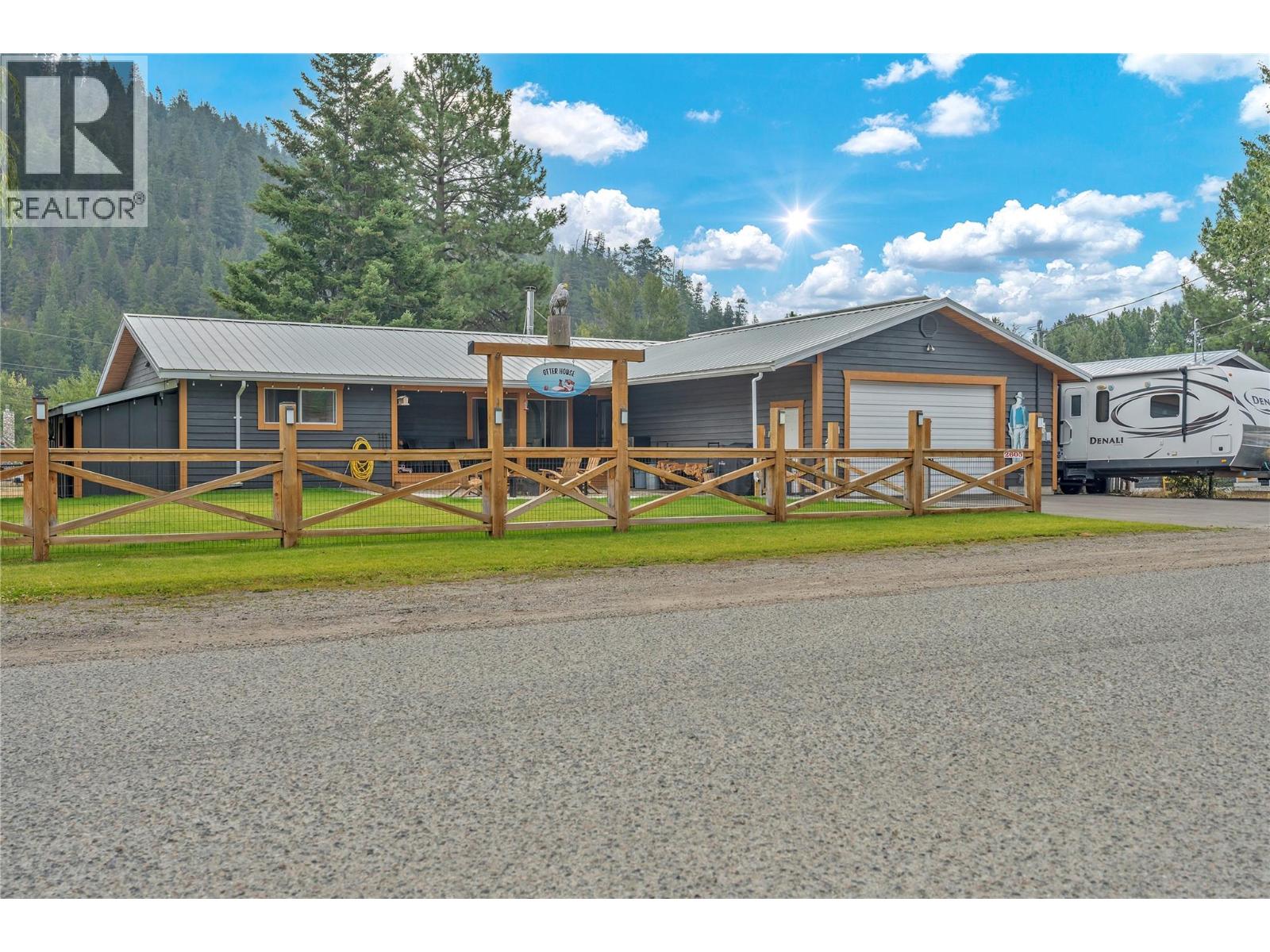 2605 Otter Avenue, Tulameen, British Columbia  V0X 1W0 - Photo 49 - 10396089