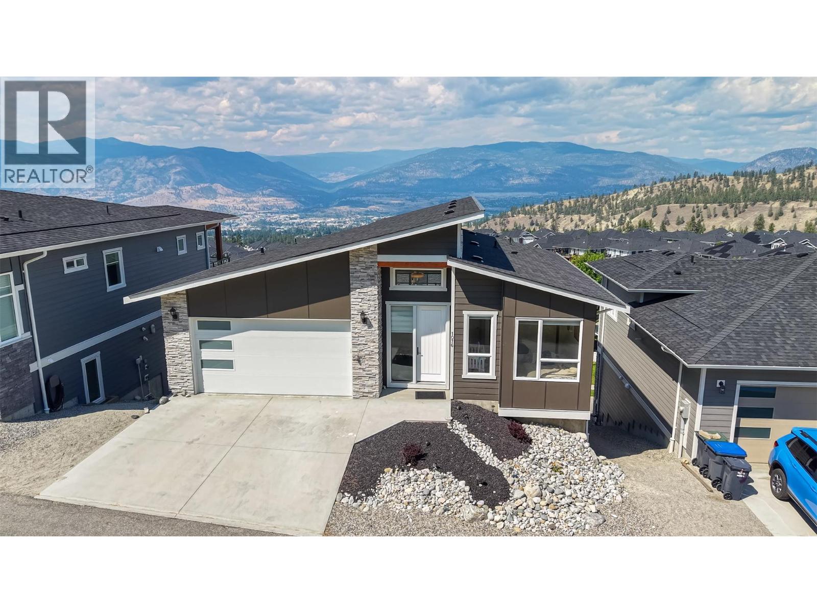 1076 Syer Road, Penticton, British Columbia  V2A 9G4 - Photo 1 - 10396211