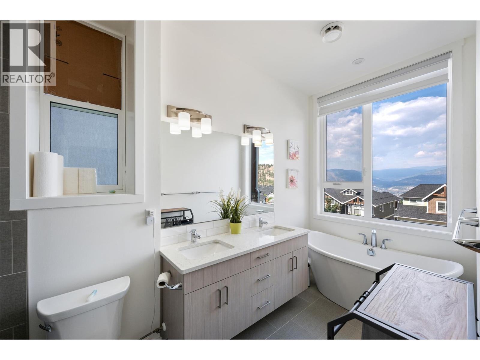 1076 Syer Road, Penticton, British Columbia  V2A 9G4 - Photo 18 - 10396211