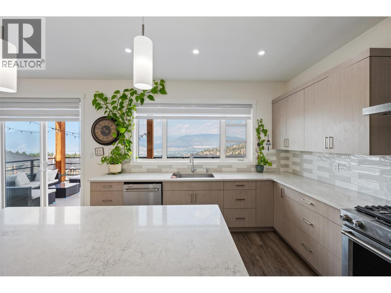 1076 Syer Road, Penticton, British Columbia  V2A 9G4 - Photo 41 - 10396211