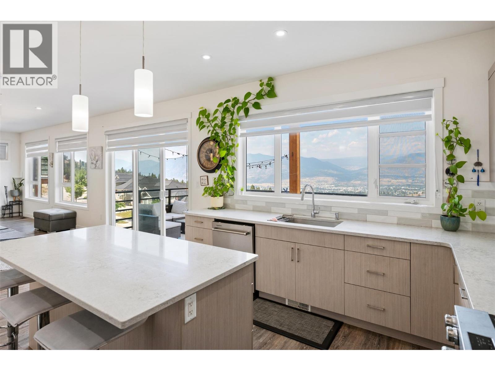 1076 Syer Road, Penticton, British Columbia  V2A 9G4 - Photo 43 - 10396211