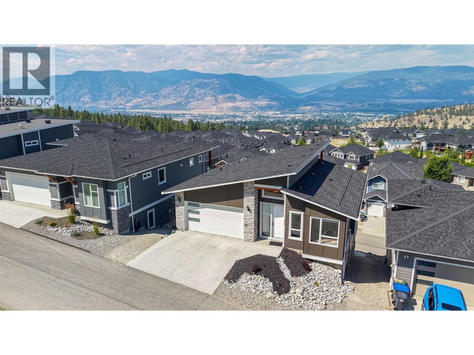 1076 Syer Road, Penticton, British Columbia  V2A 9G4 - Photo 5 - 10396211