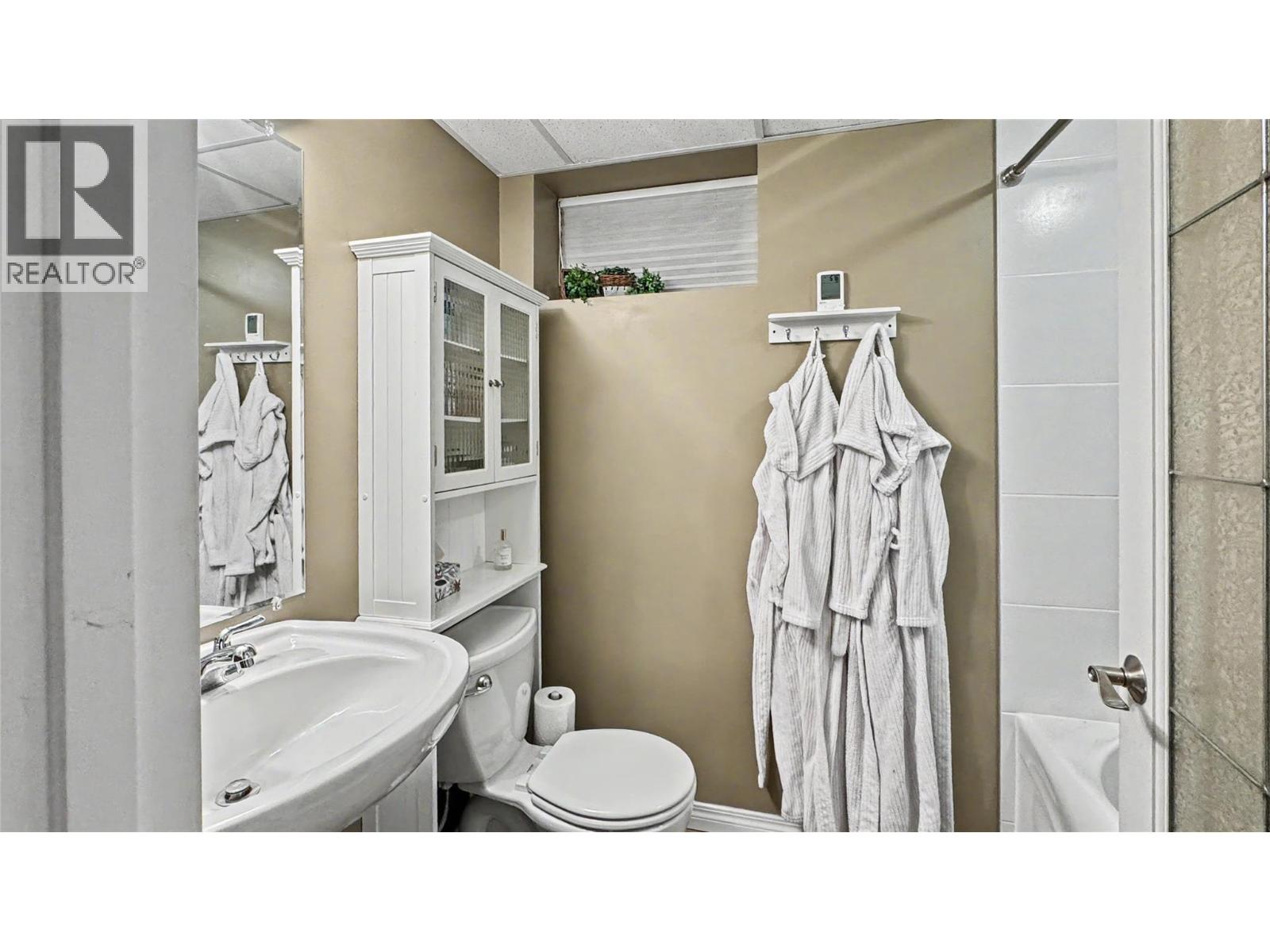 15 15th Avenue S, Cranbrook, British Columbia  V1C 2Y4 - Photo 32 - 10396159