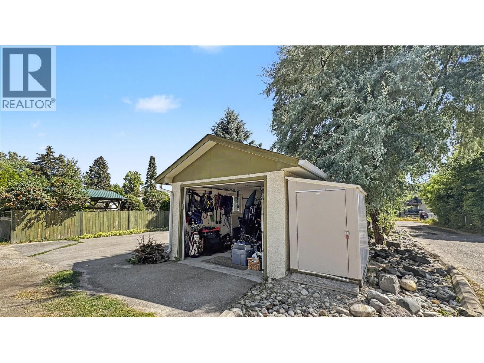 15 15th Avenue S, Cranbrook, British Columbia  V1C 2Y4 - Photo 42 - 10396159