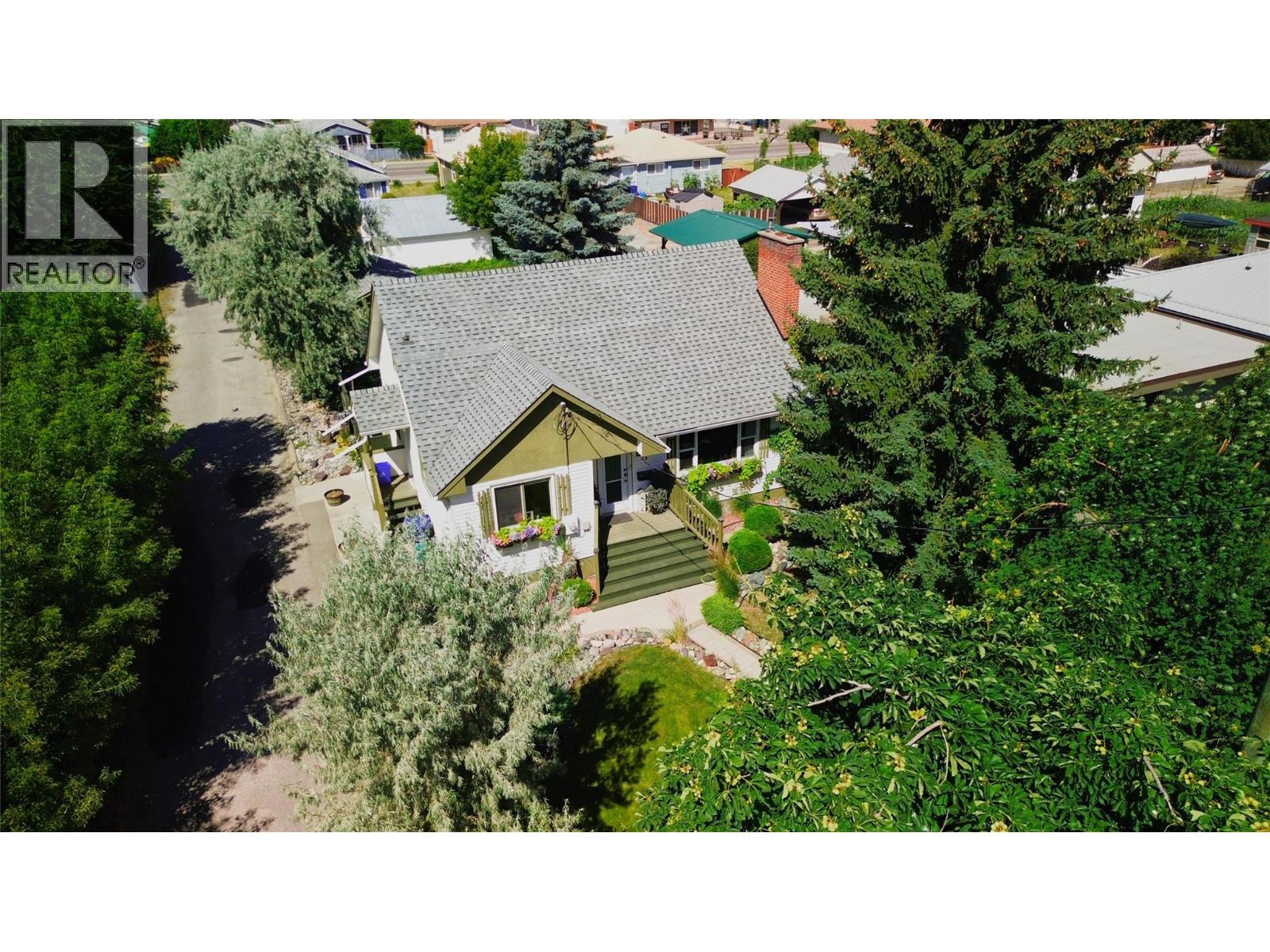 15 15th Avenue S, Cranbrook, British Columbia  V1C 2Y4 - Photo 46 - 10396159