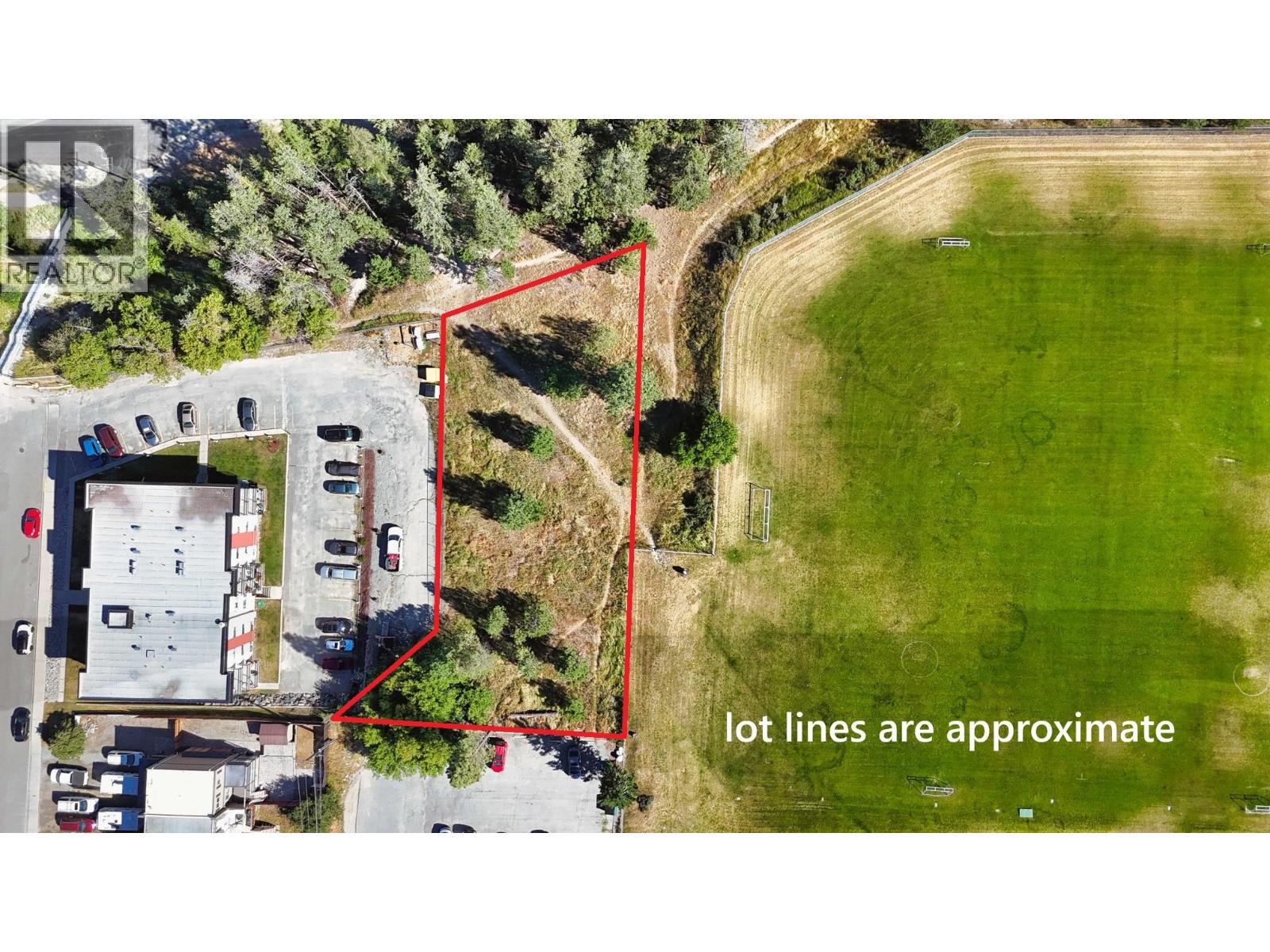 114 17a Avenue S, Cranbrook, British Columbia  V1C 3A5 - Photo 2 - 10396145