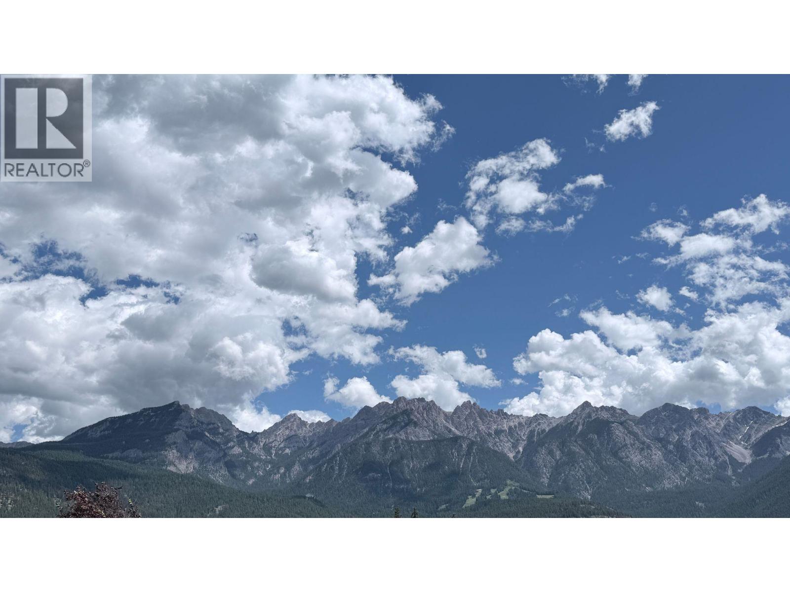 4962 Riverside Drive, Fairmont Hot Springs, British Columbia  V0B 1L1 - Photo 12 - 10396190