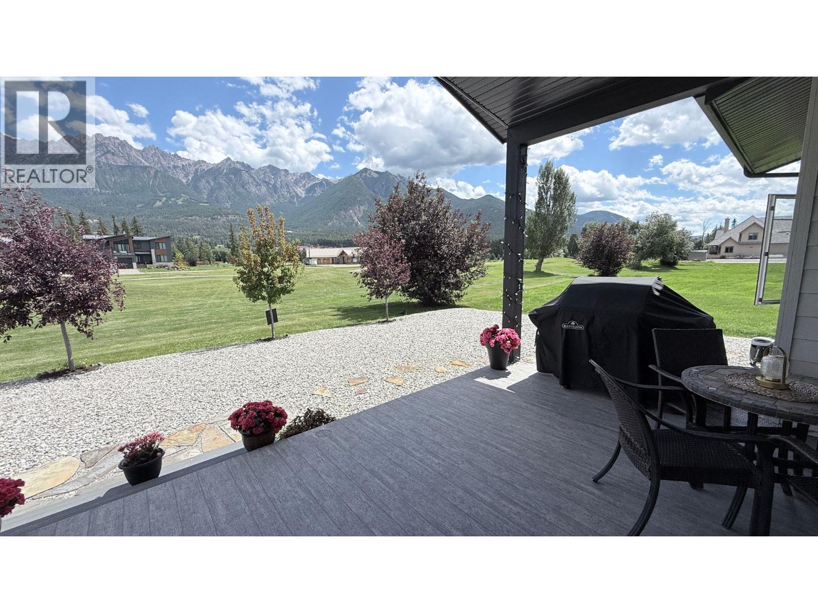4962 Riverside Drive, Fairmont Hot Springs, British Columbia  V0B 1L1 - Photo 6 - 10396190