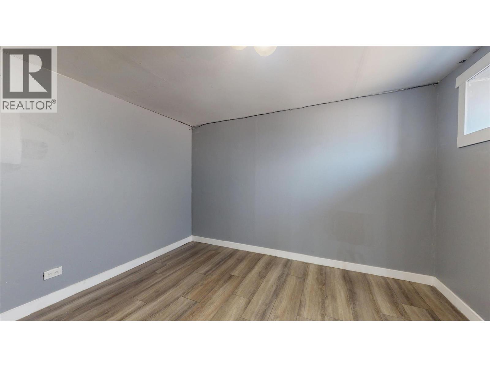 200 5th Avenue S, Cranbrook, British Columbia  V1C 2G4 - Photo 24 - 10396108