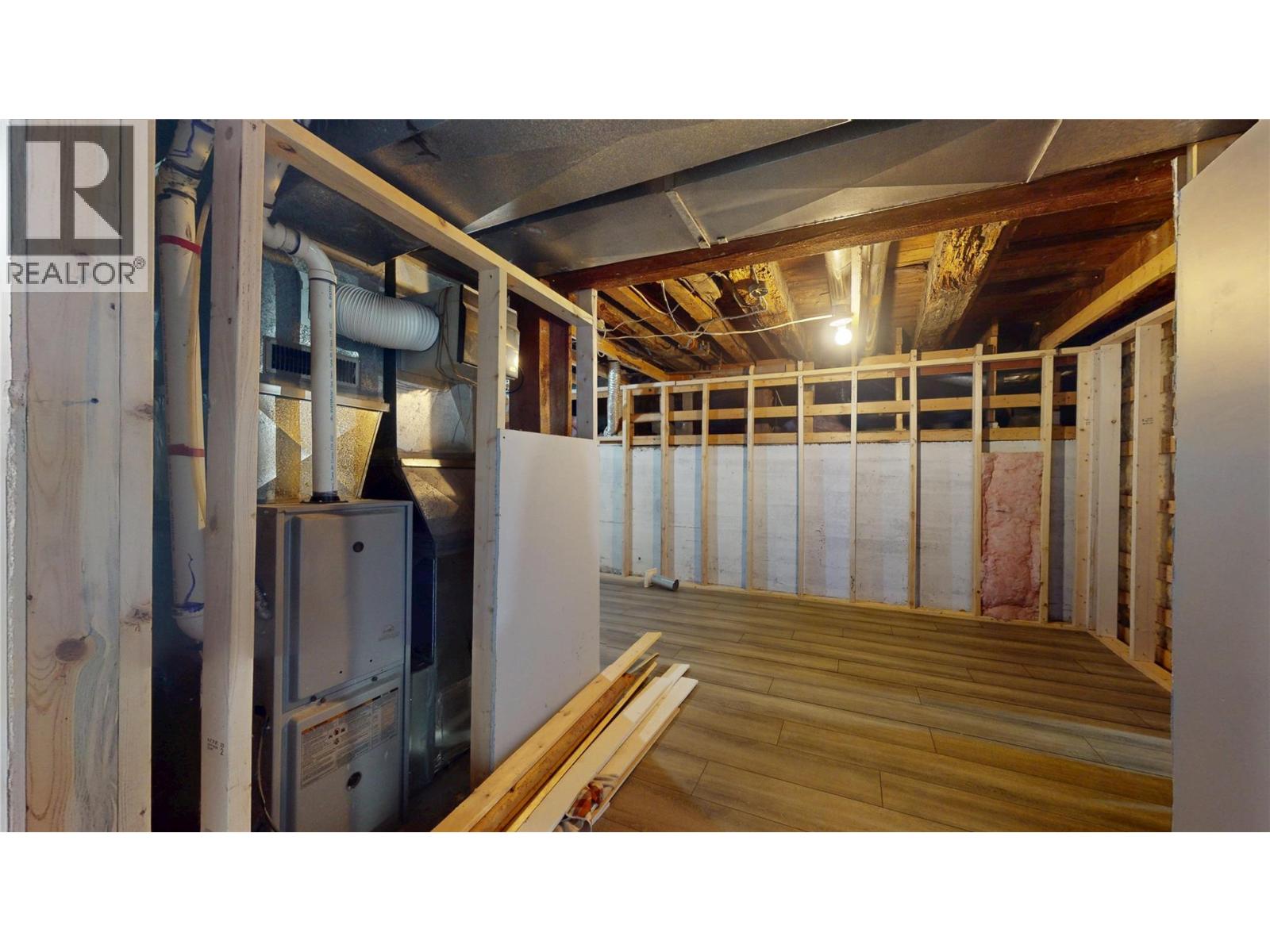 200 5th Avenue S, Cranbrook, British Columbia  V1C 2G4 - Photo 25 - 10396108