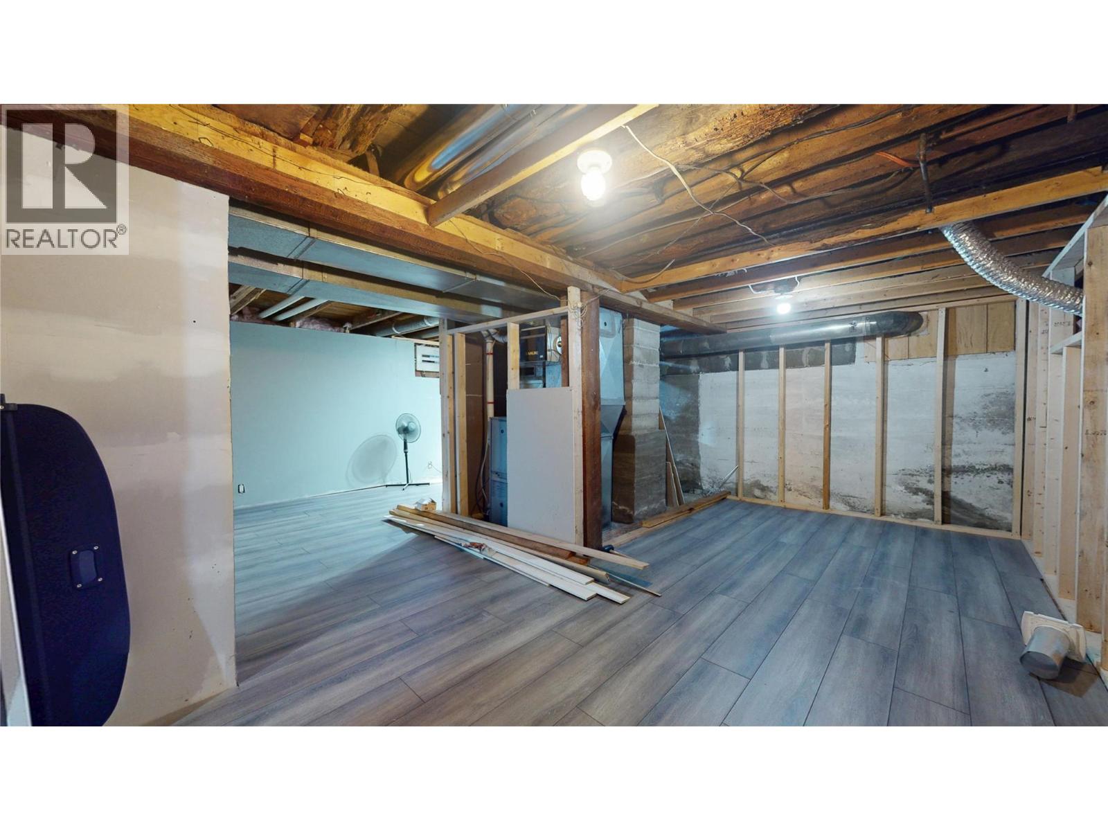 200 5th Avenue S, Cranbrook, British Columbia  V1C 2G4 - Photo 28 - 10396108