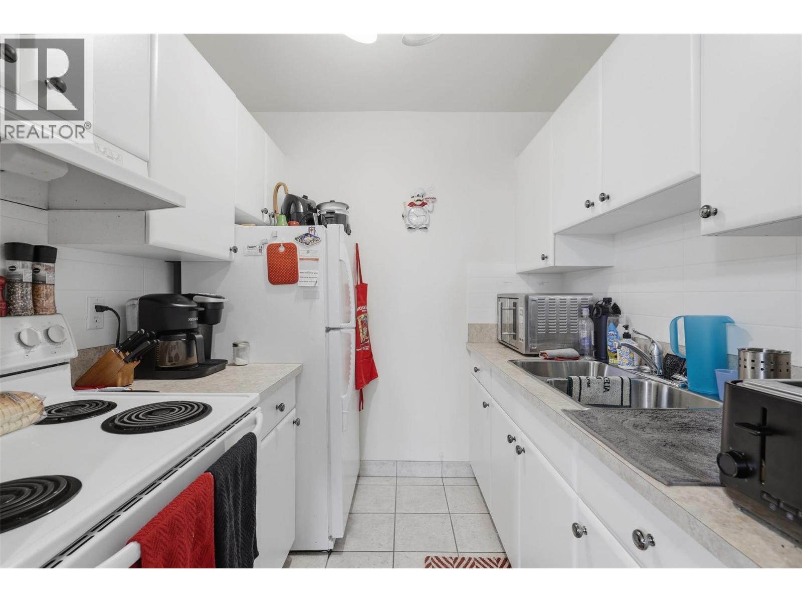 1560 Summit Drive Unit# 224, Kamloops, British Columbia  V2E 1R5 - Photo 13 - 10396188
