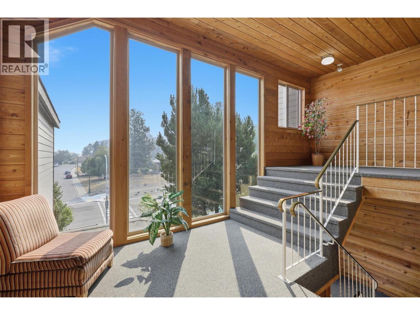 1560 Summit Drive Unit# 224, Kamloops, British Columbia  V2E 1R5 - Photo 4 - 10396188