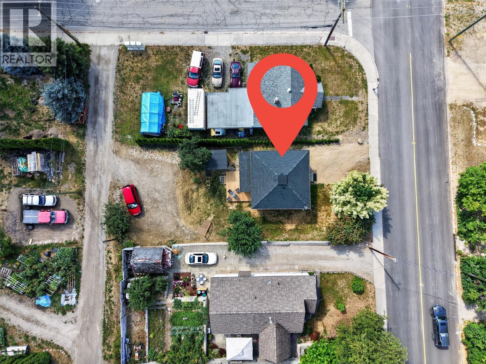 630 Okanagan Se Avenue, Salmon Arm, British Columbia  V1E 1G7 - Photo 22 - 10396119