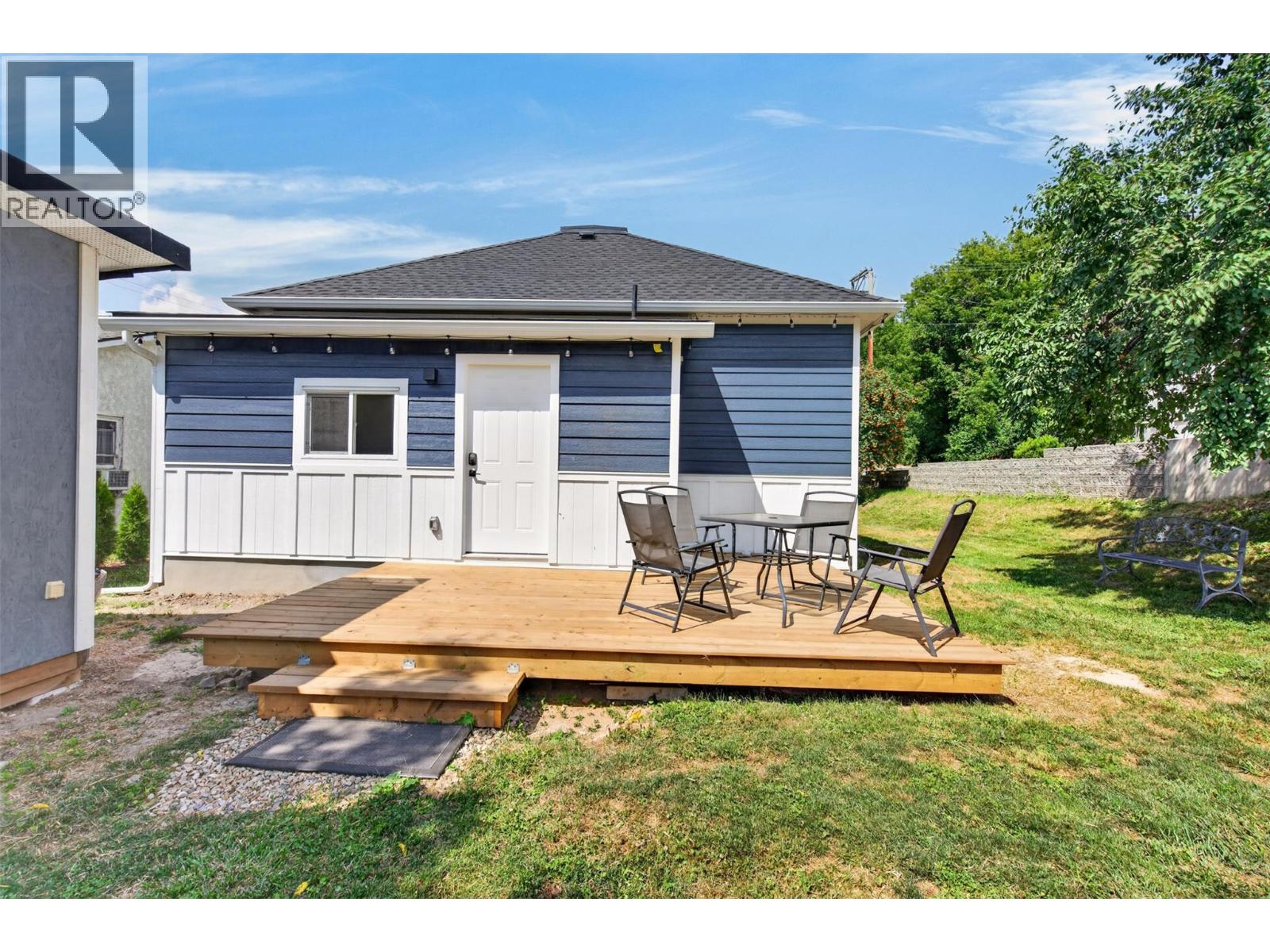 630 Okanagan Se Avenue, Salmon Arm, British Columbia  V1E 1G7 - Photo 23 - 10396119