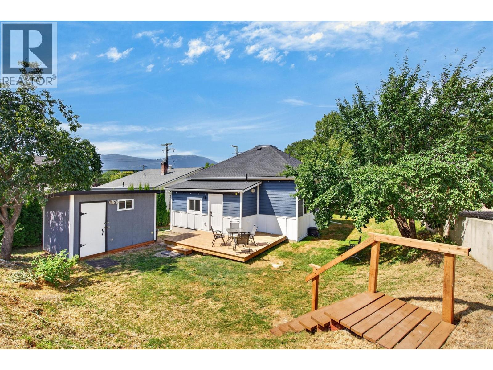 630 Okanagan Se Avenue, Salmon Arm, British Columbia  V1E 1G7 - Photo 24 - 10396119
