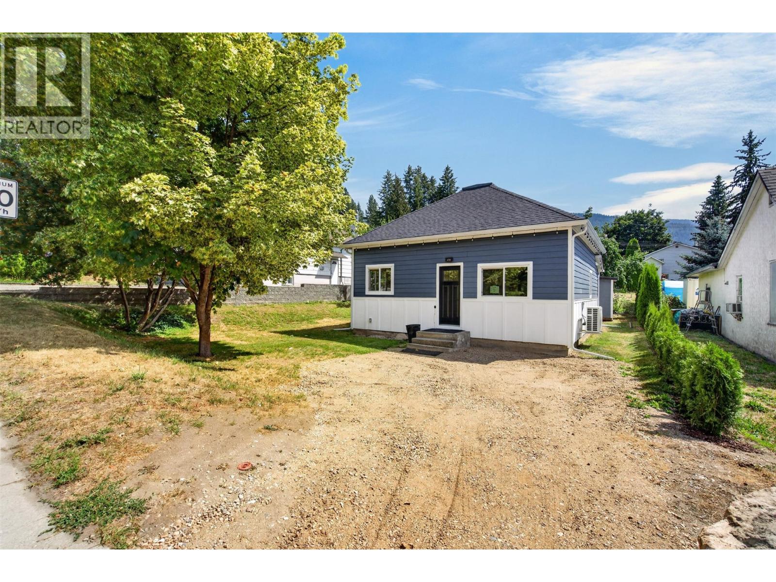 630 Okanagan Se Avenue, Salmon Arm, British Columbia  V1E 1G7 - Photo 27 - 10396119