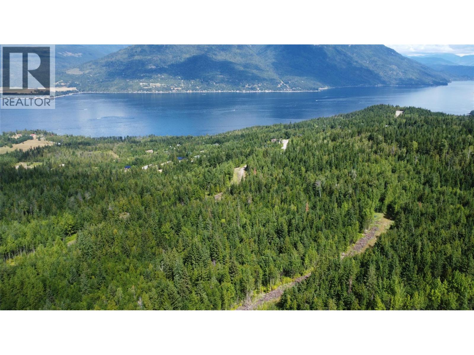 5055 Ridge Road, Eagle Bay, British Columbia  V0E 1T0 - Photo 6 - 10396327