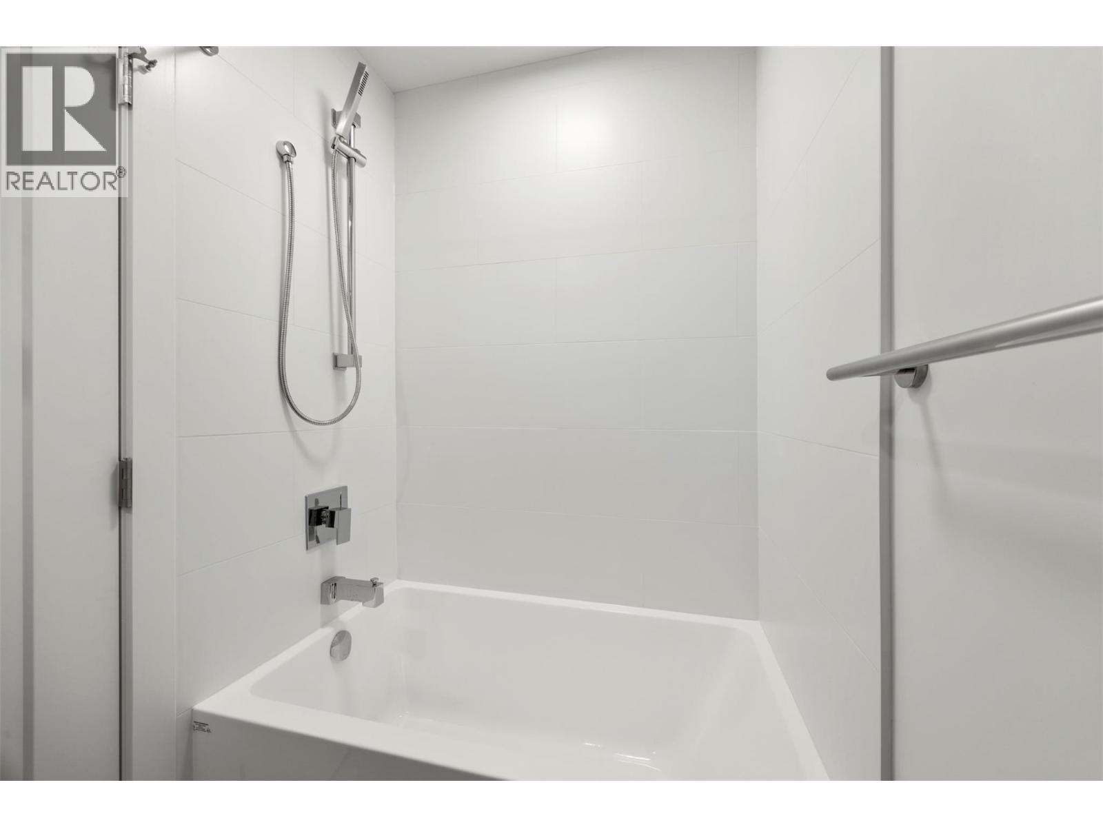1380 Pridham Avenue Unit# 212, Kelowna, British Columbia  V1Y 6B9 - Photo 12 - 10396317