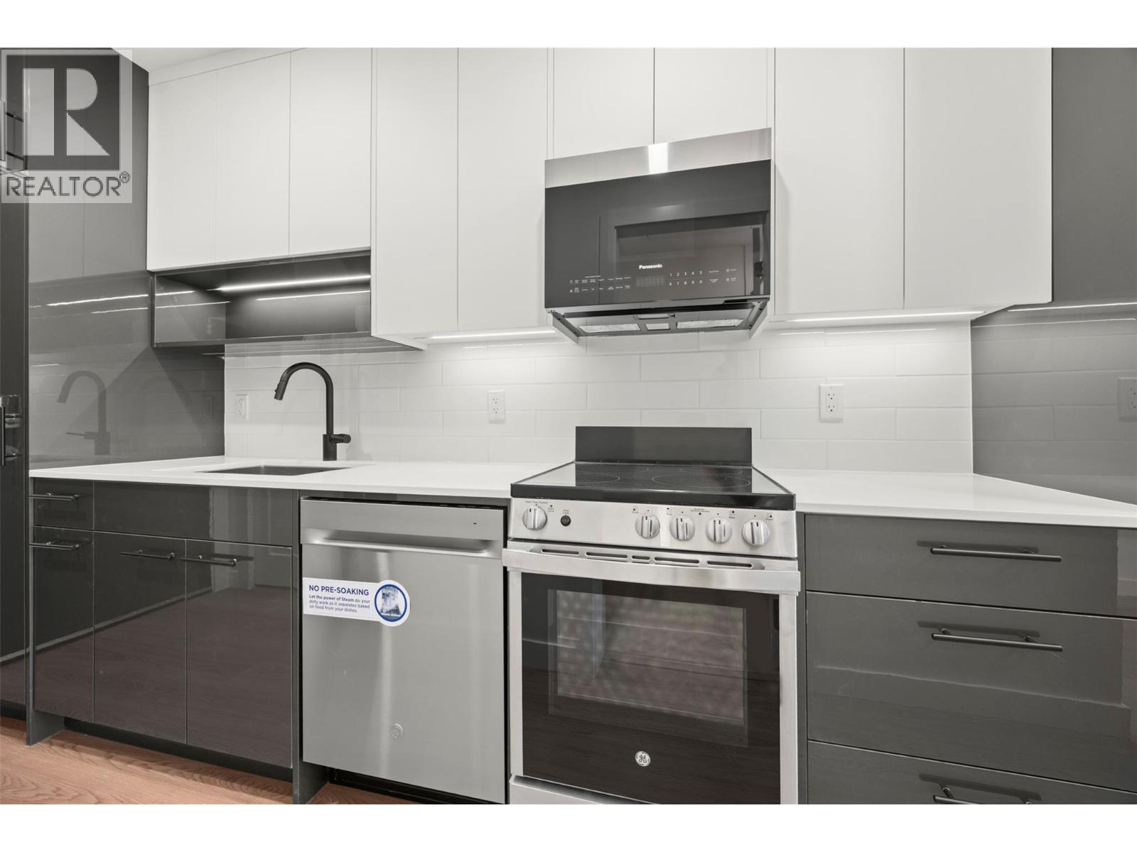 1380 Pridham Avenue Unit# 212, Kelowna, British Columbia  V1Y 6B9 - Photo 6 - 10396317