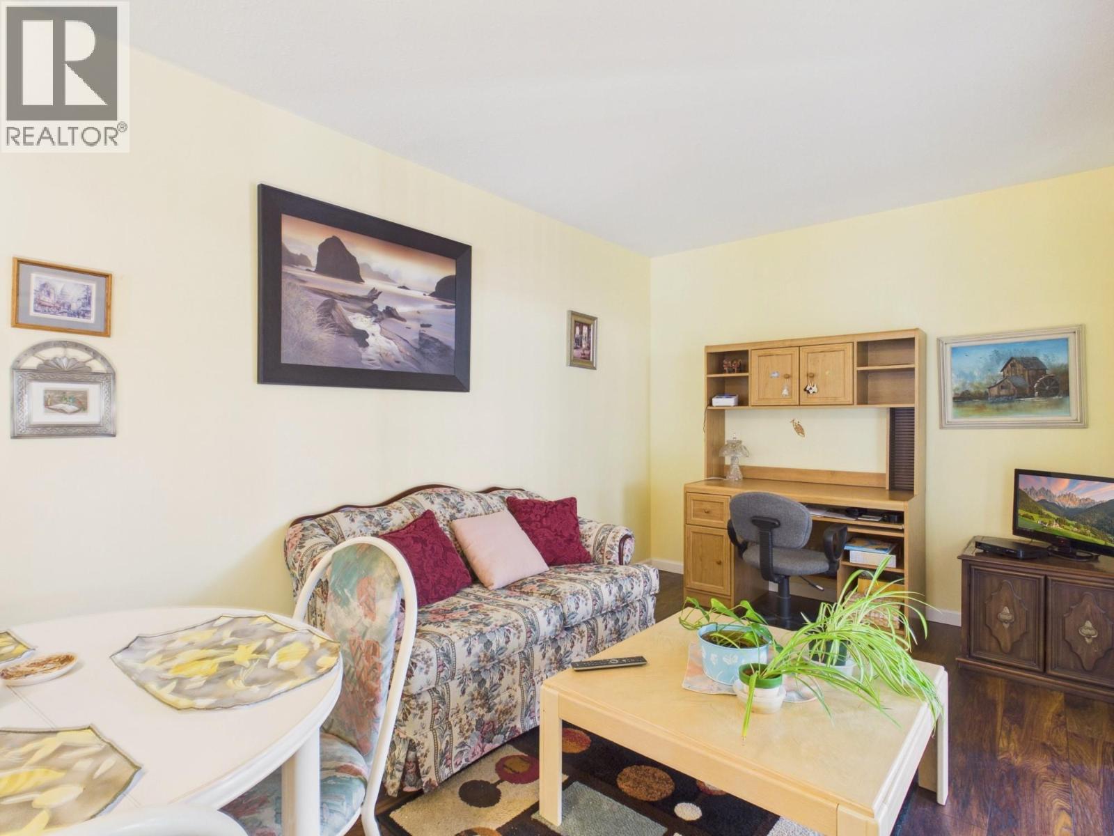 14 Poplar Court, Osoyoos, British Columbia  V0H 1V5 - Photo 5 - 10396201
