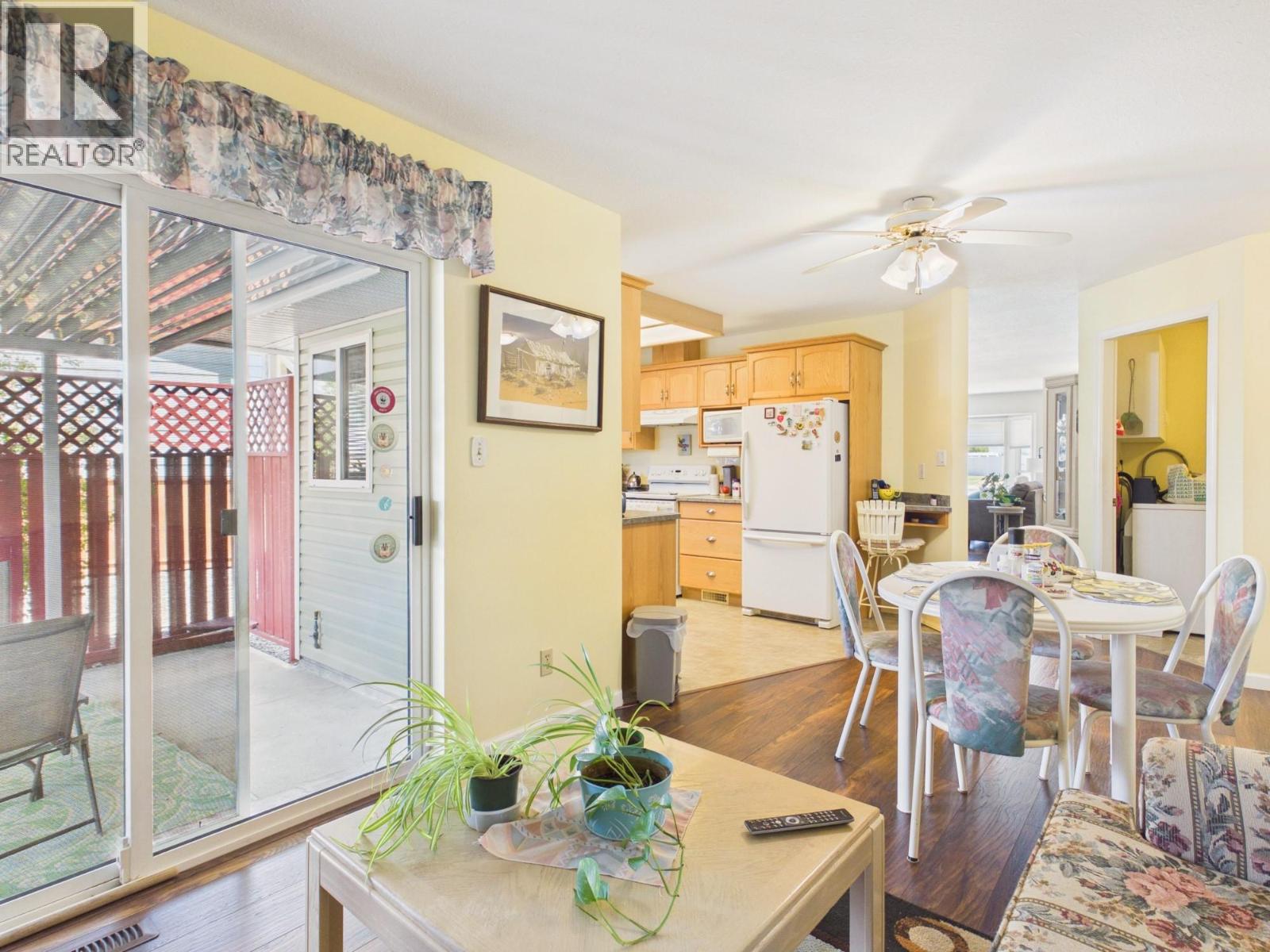 14 Poplar Court, Osoyoos, British Columbia  V0H 1V5 - Photo 7 - 10396201