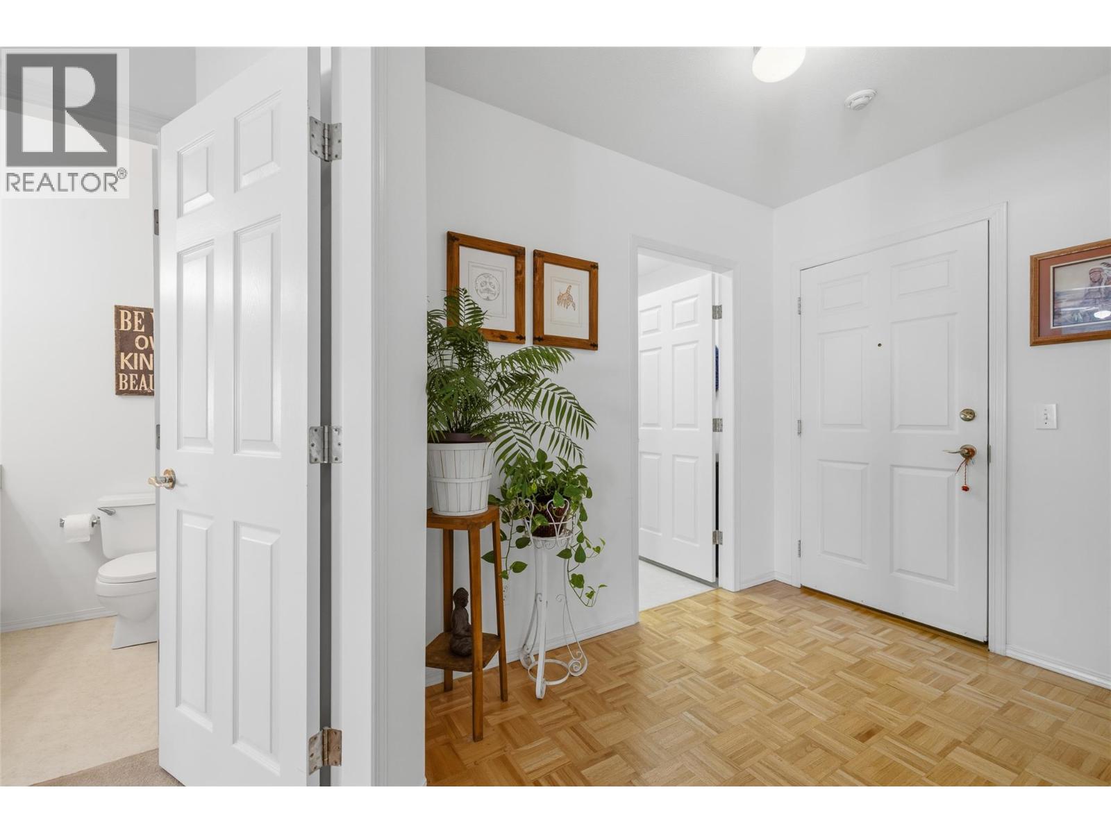 1318 Richter Street Unit# 303, Kelowna, British Columbia  V1Y 2L3 - Photo 2 - 10396184