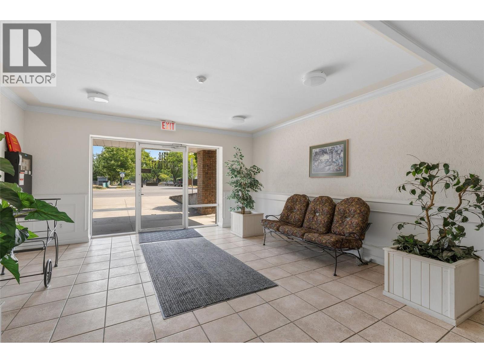 1318 Richter Street Unit# 303, Kelowna, British Columbia  V1Y 2L3 - Photo 28 - 10396184