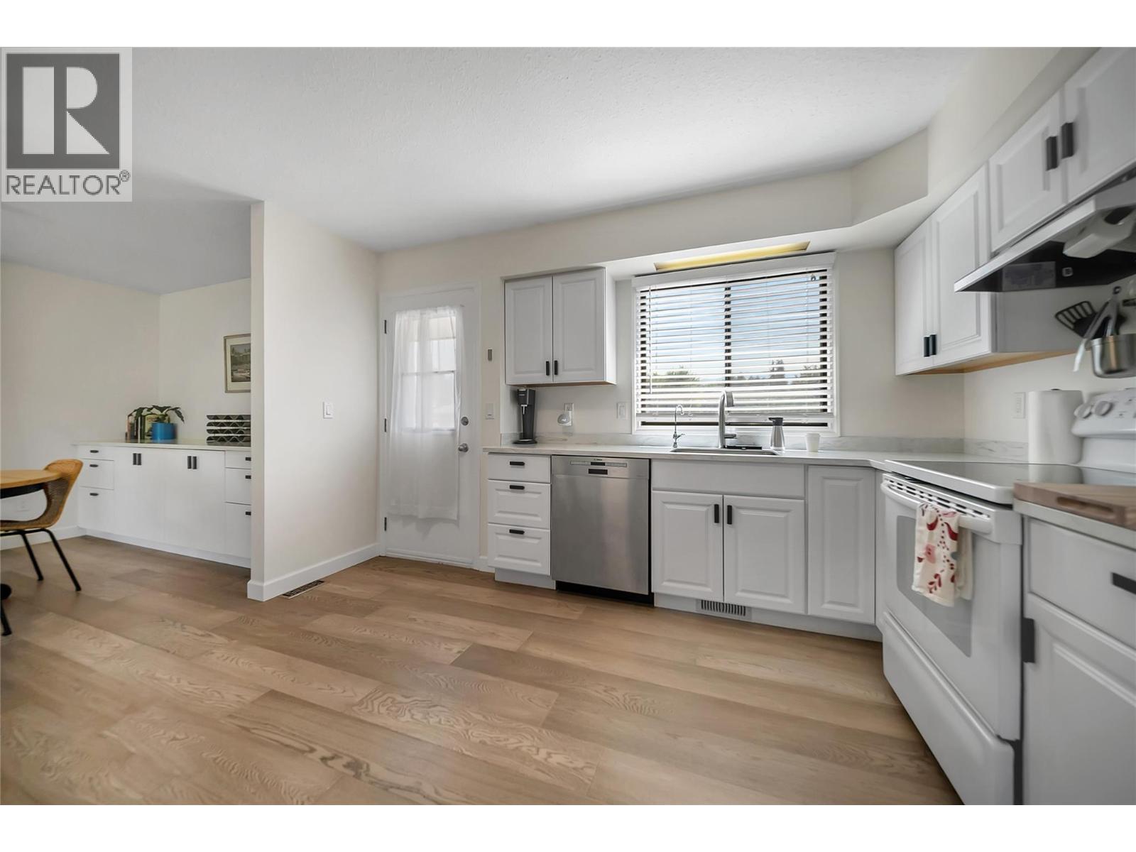 579 Coryell Road, Kelowna, British Columbia  V1W 1B3 - Photo 11 - 10396299