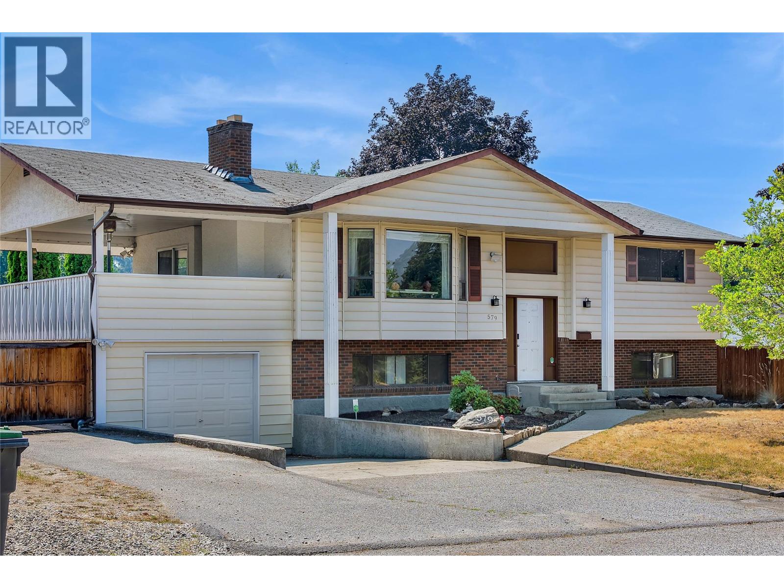 579 Coryell Road, Kelowna, British Columbia  V1W 1B3 - Photo 3 - 10396299