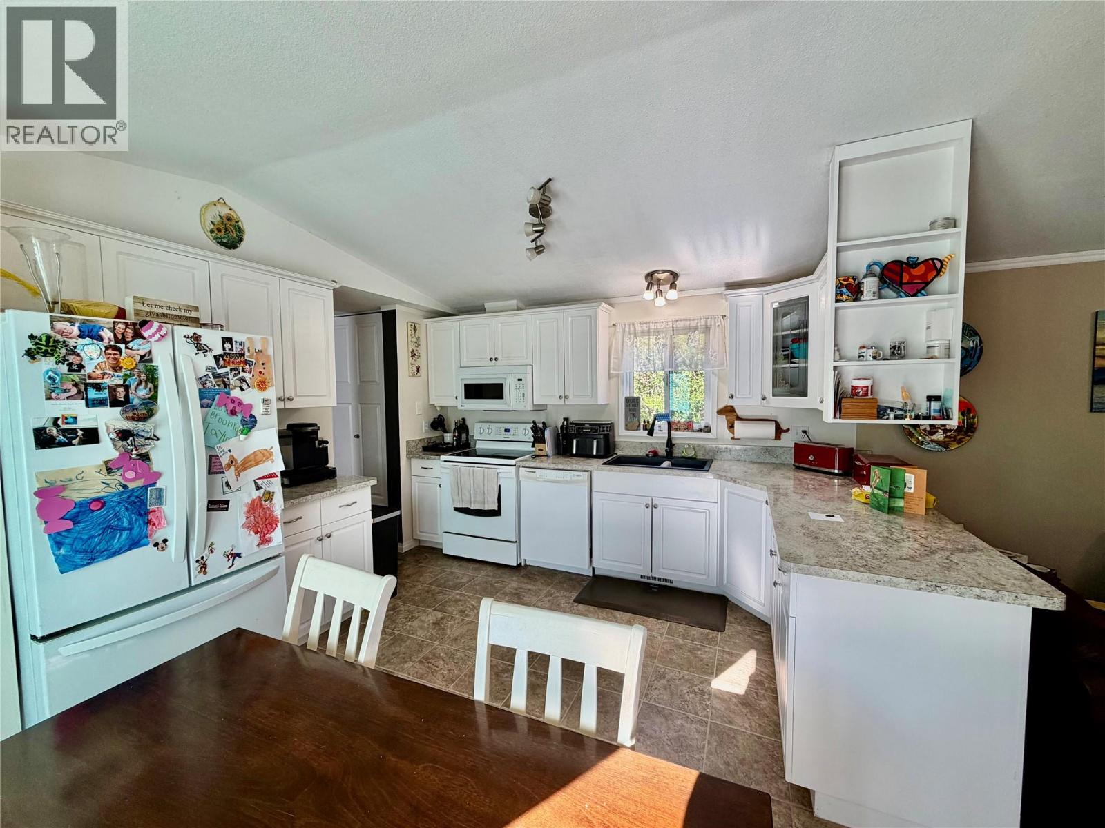 13239 Mckinnon Way, Dawson Creek, British Columbia  V1G 0C2 - Photo 7 - 10396298