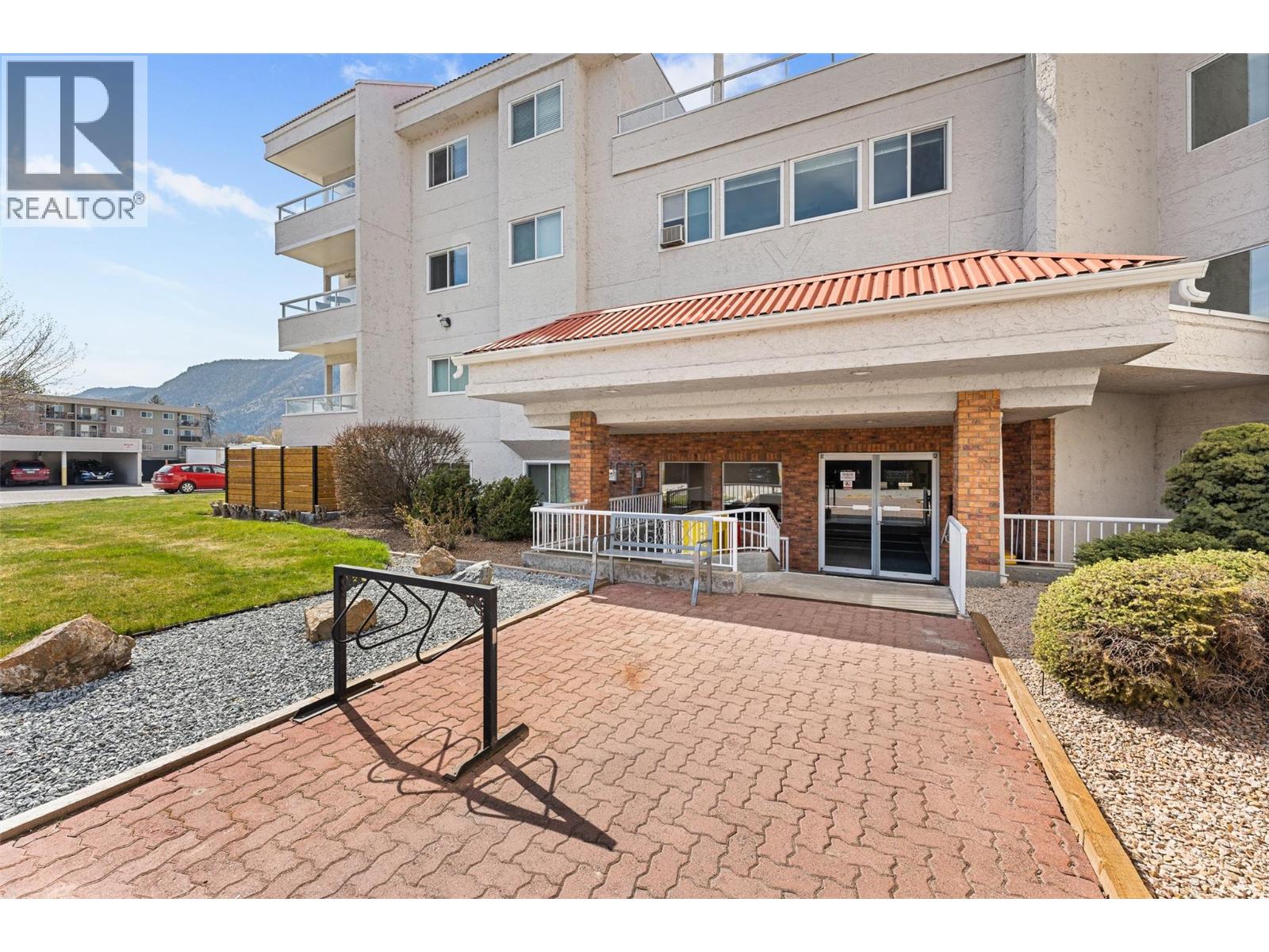 284 Yortkton Avenue Unit# 205, Penticton, British Columbia  V2A 3V5 - Photo 1 - 10396293