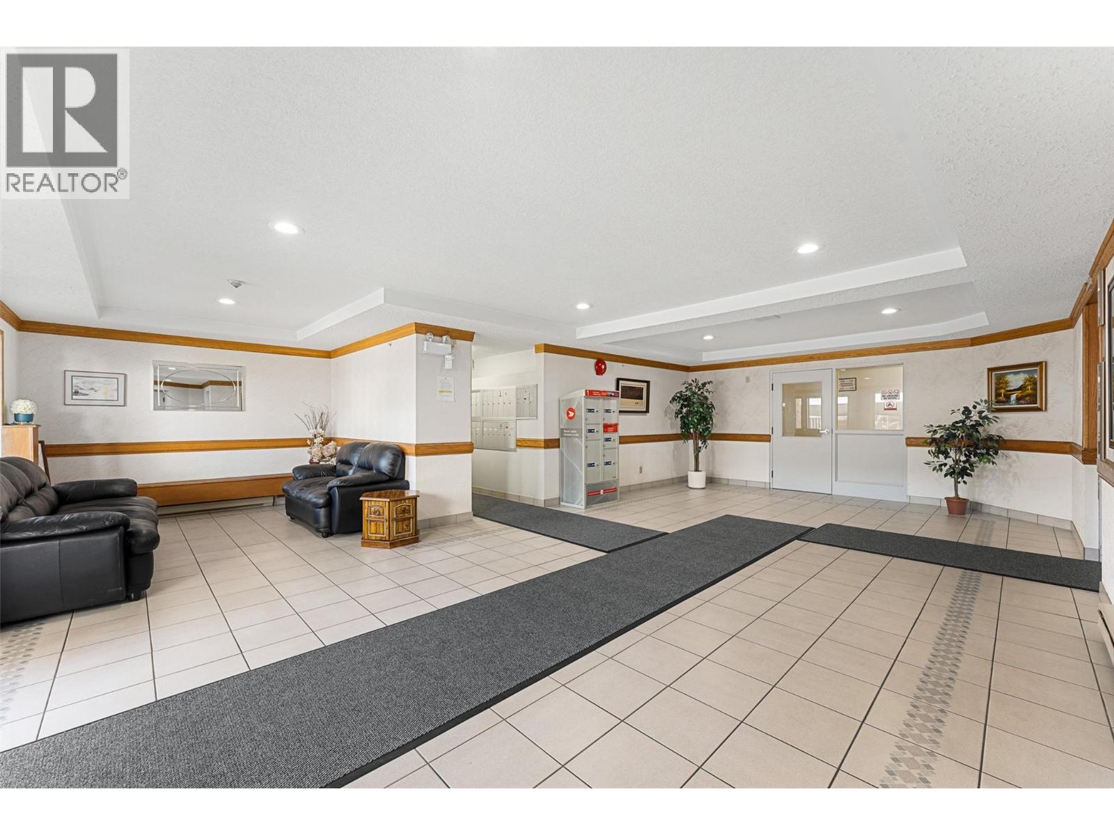 284 Yortkton Avenue Unit# 205, Penticton, British Columbia  V2A 3V5 - Photo 27 - 10396293