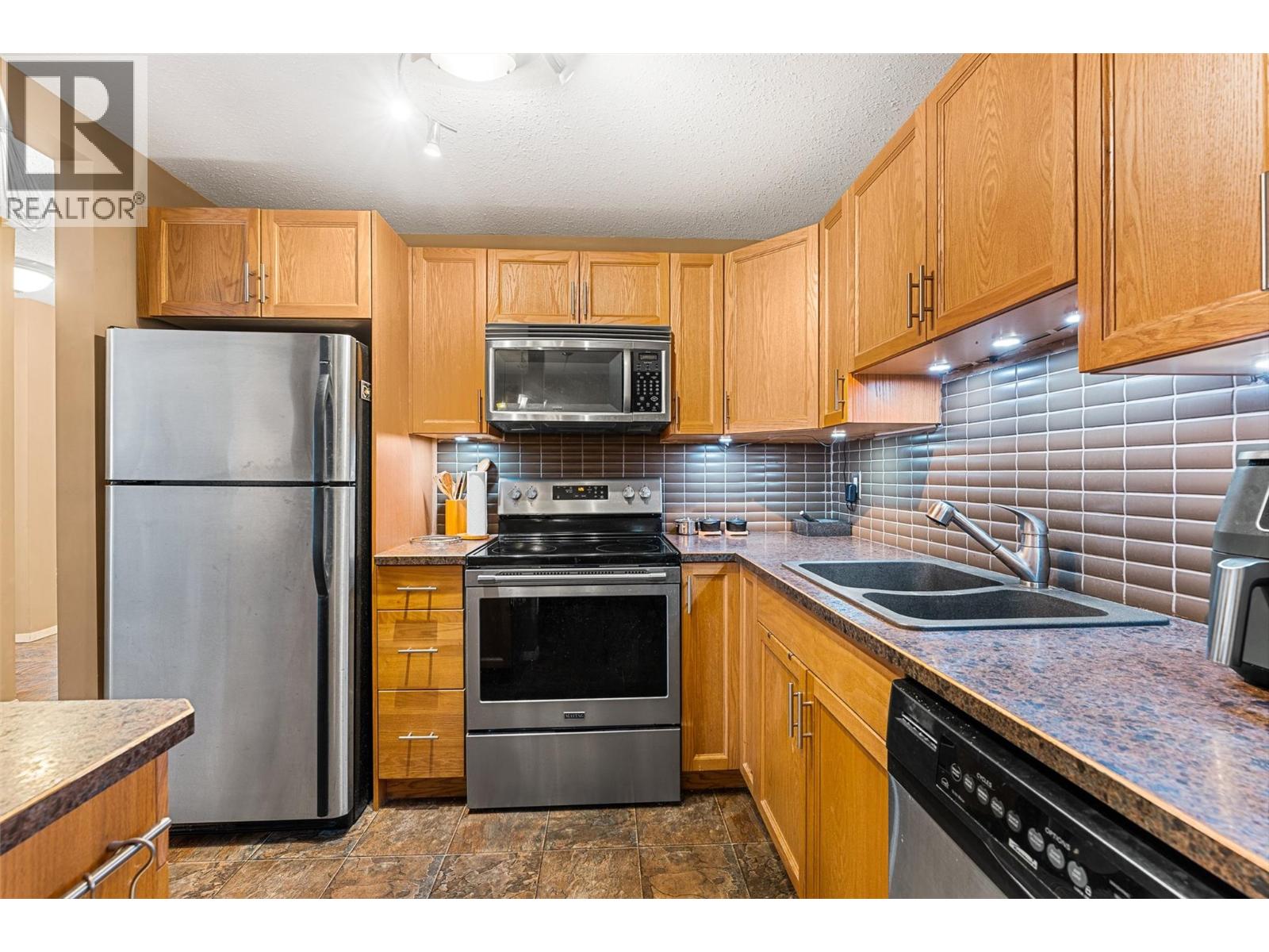 284 Yortkton Avenue Unit# 205, Penticton, British Columbia  V2A 3V5 - Photo 7 - 10396293