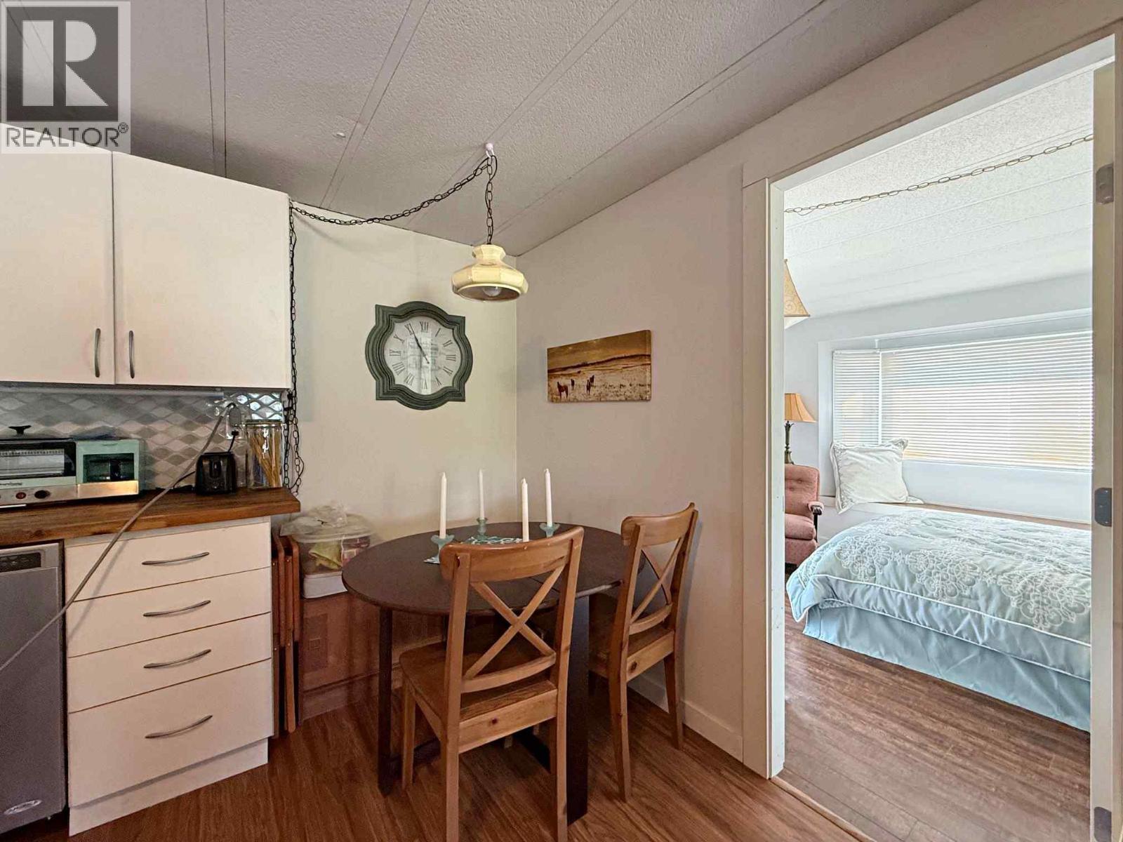 9872 Institute Street, Little Fort, British Columbia  V0E 1C0 - Photo 8 - 10396367