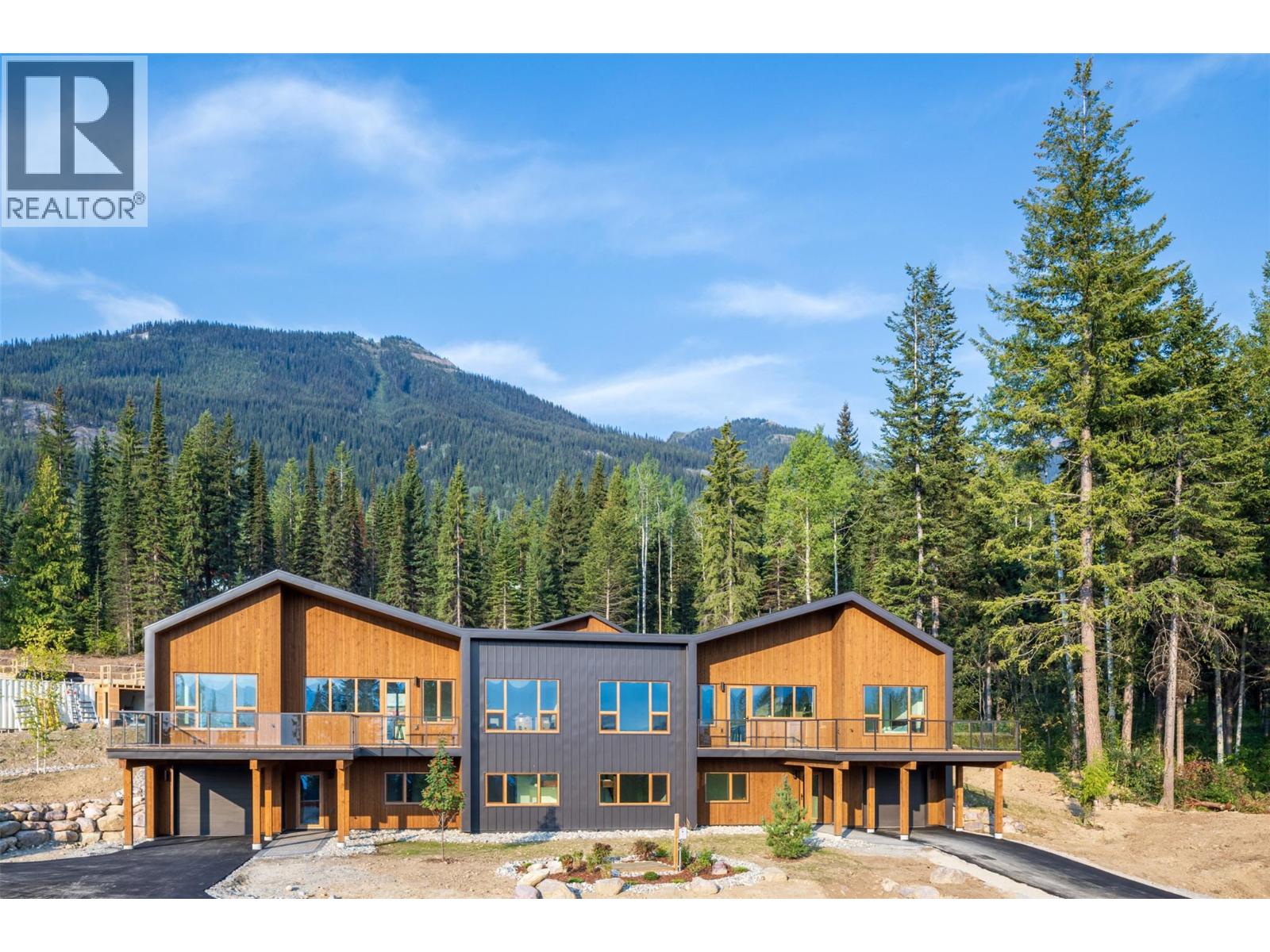 1654 Howse Pass, Golden, British Columbia  V0A 1H0 - Photo 10 - 10396351