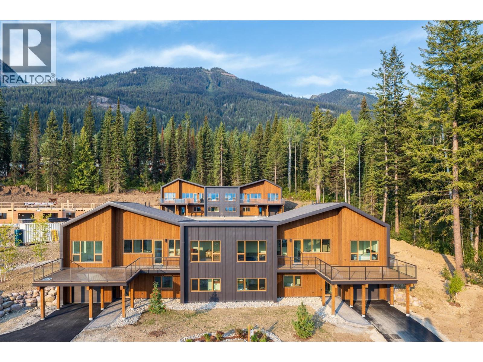 1654 Howse Pass, Golden, British Columbia  V0A 1H0 - Photo 11 - 10396351