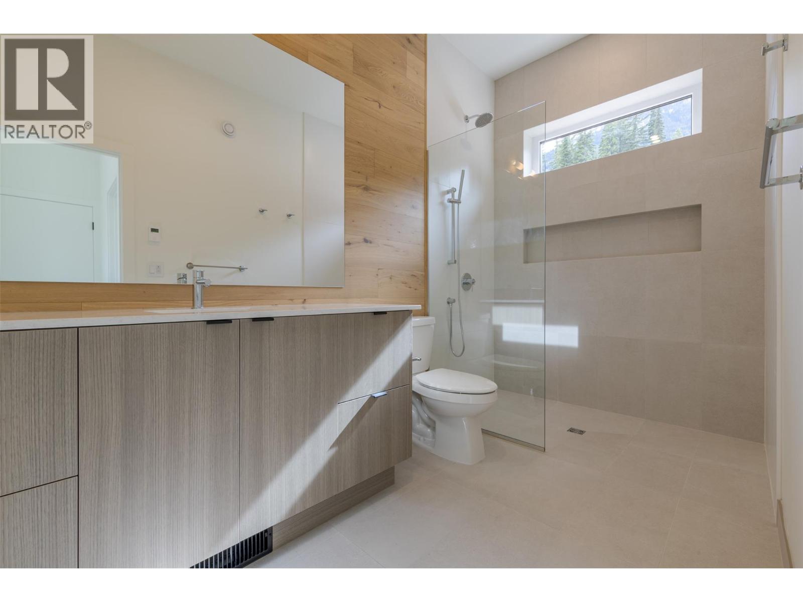 1654 Howse Pass, Golden, British Columbia  V0A 1H0 - Photo 35 - 10396351