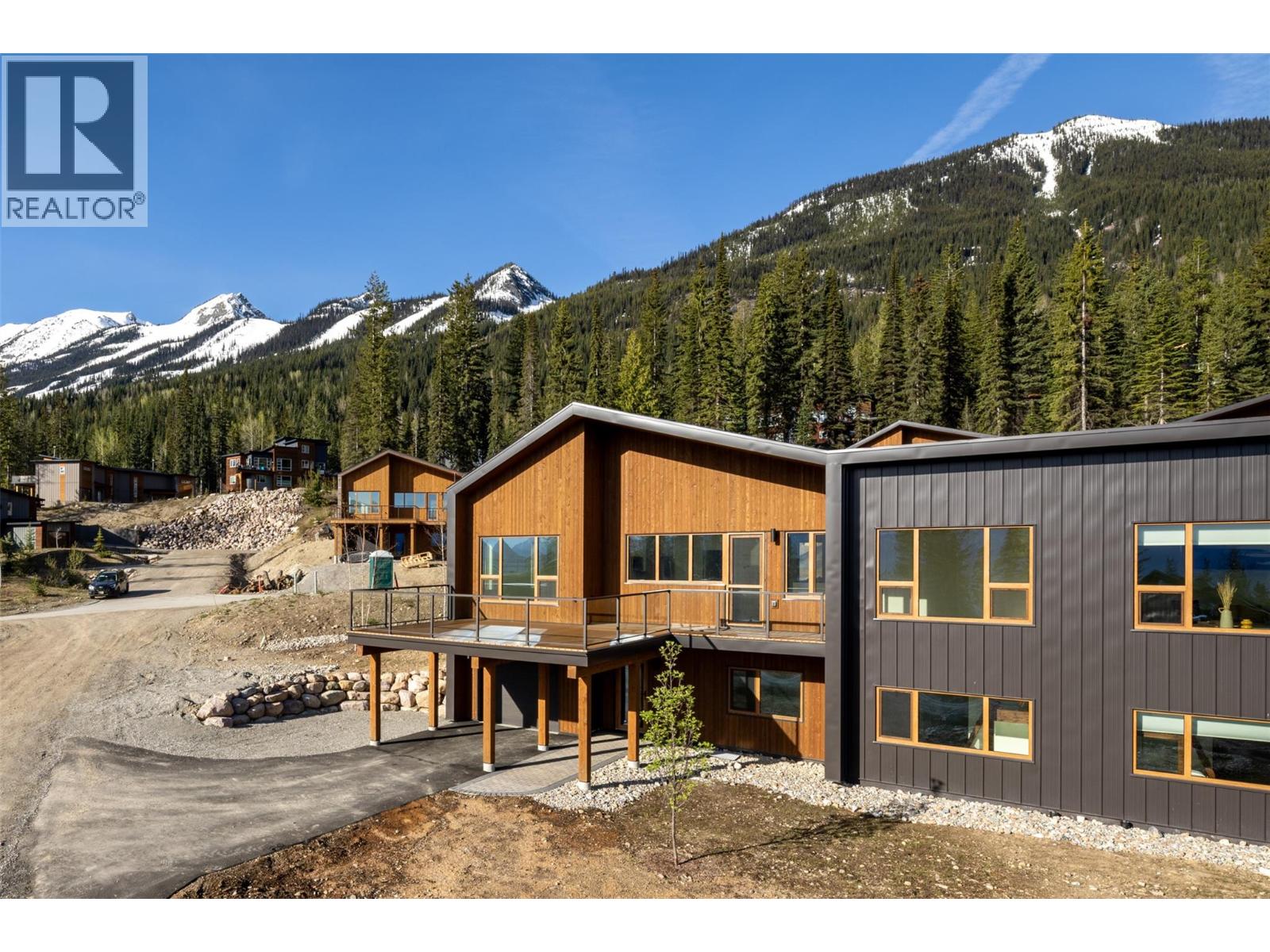 1654 Howse Pass, Golden, British Columbia  V0A 1H0 - Photo 52 - 10396351