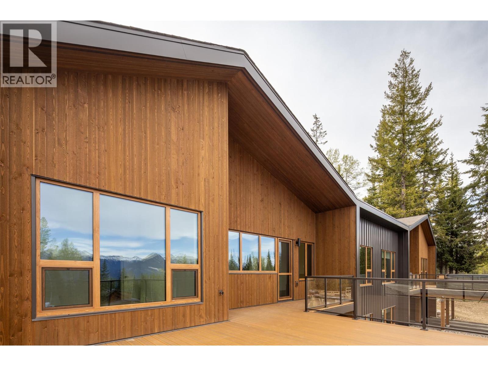 1654 Howse Pass, Golden, British Columbia  V0A 1H0 - Photo 6 - 10396351