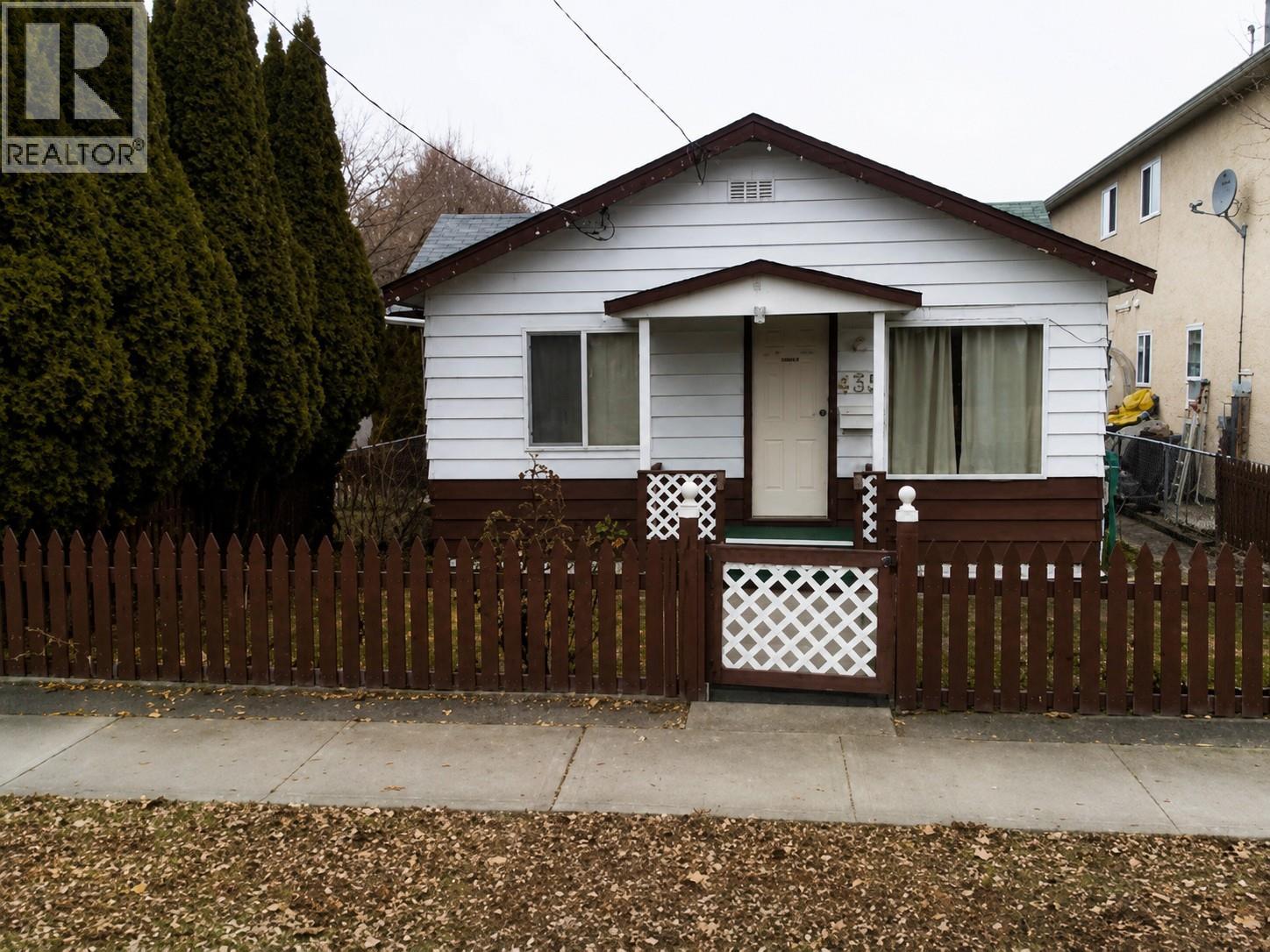 435 Maurice Street, Penticton, British Columbia  V2A 5V8 - Photo 1 - 10396100