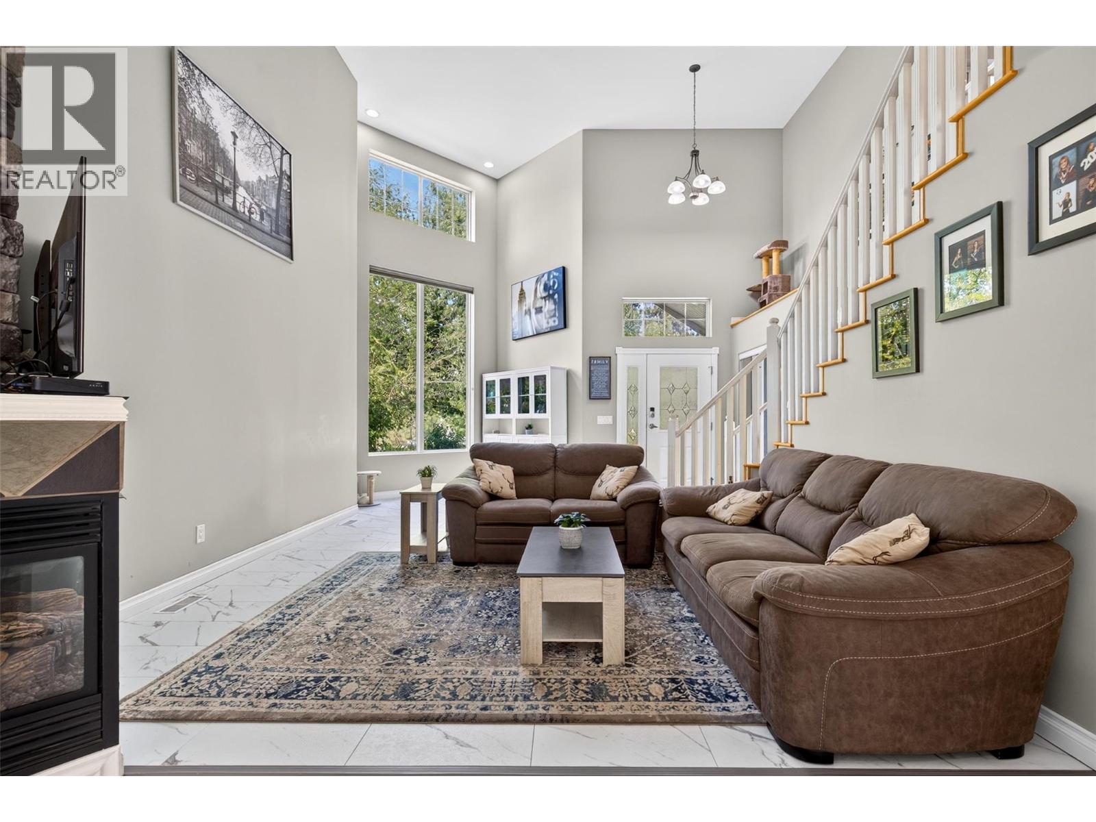 1669 Autumn Road, Kelowna, British Columbia  V1P 1E8 - Photo 5 - 10396202