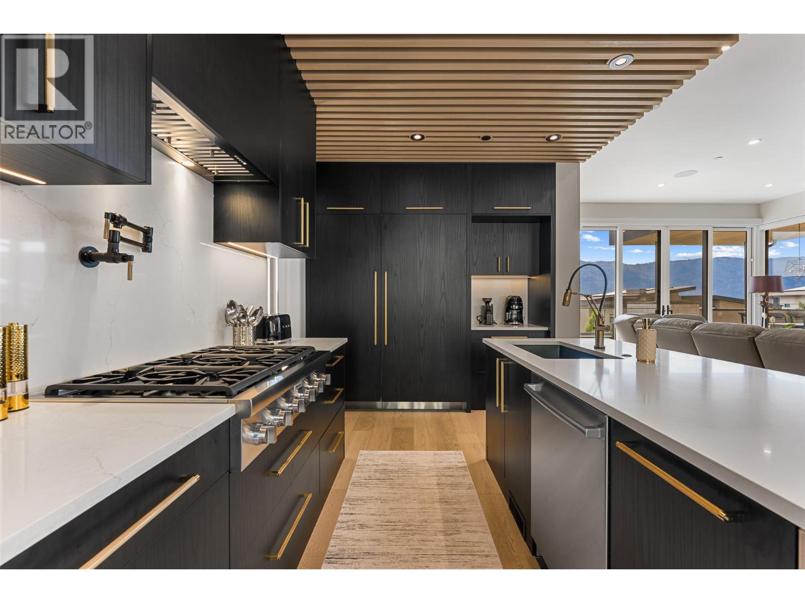 9829 Beacon Hill Crescent, Lake Country, British Columbia  V4V 0A9 - Photo 14 - 10396222